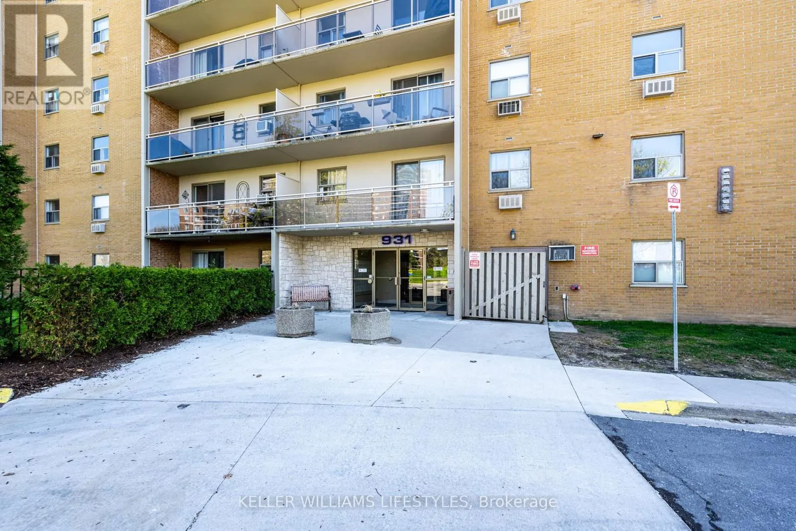 511 - 931 WONDERLAND ROAD S, #511