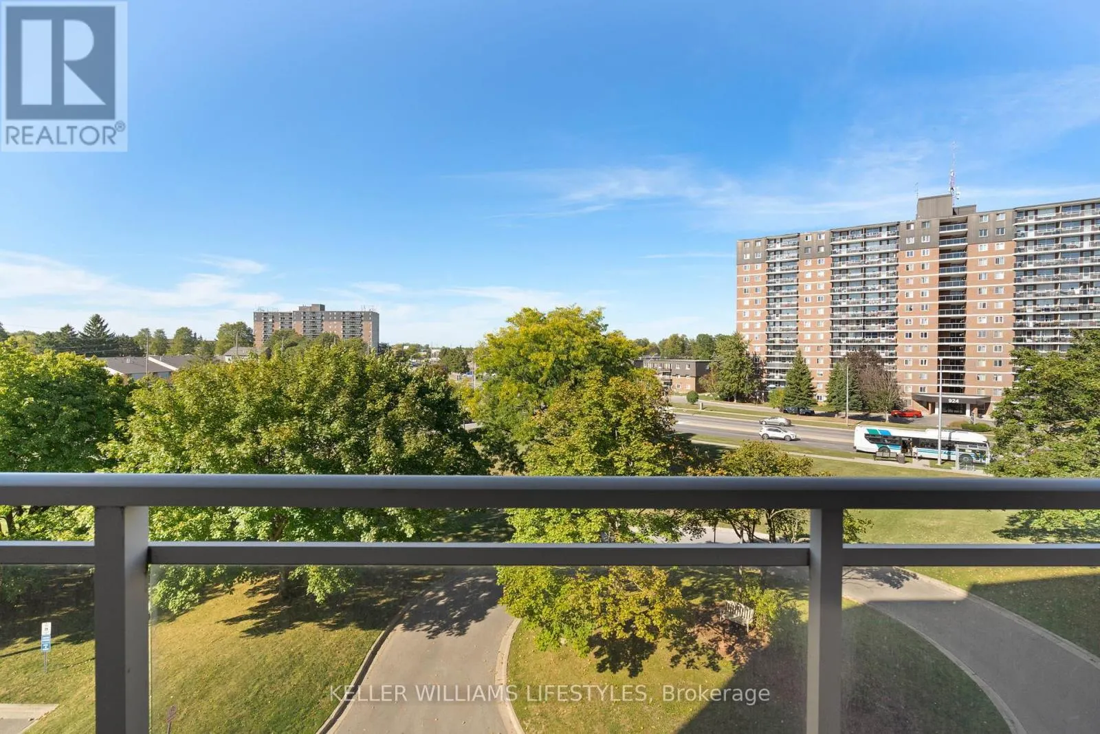 511 - 931 WONDERLAND ROAD S, #511