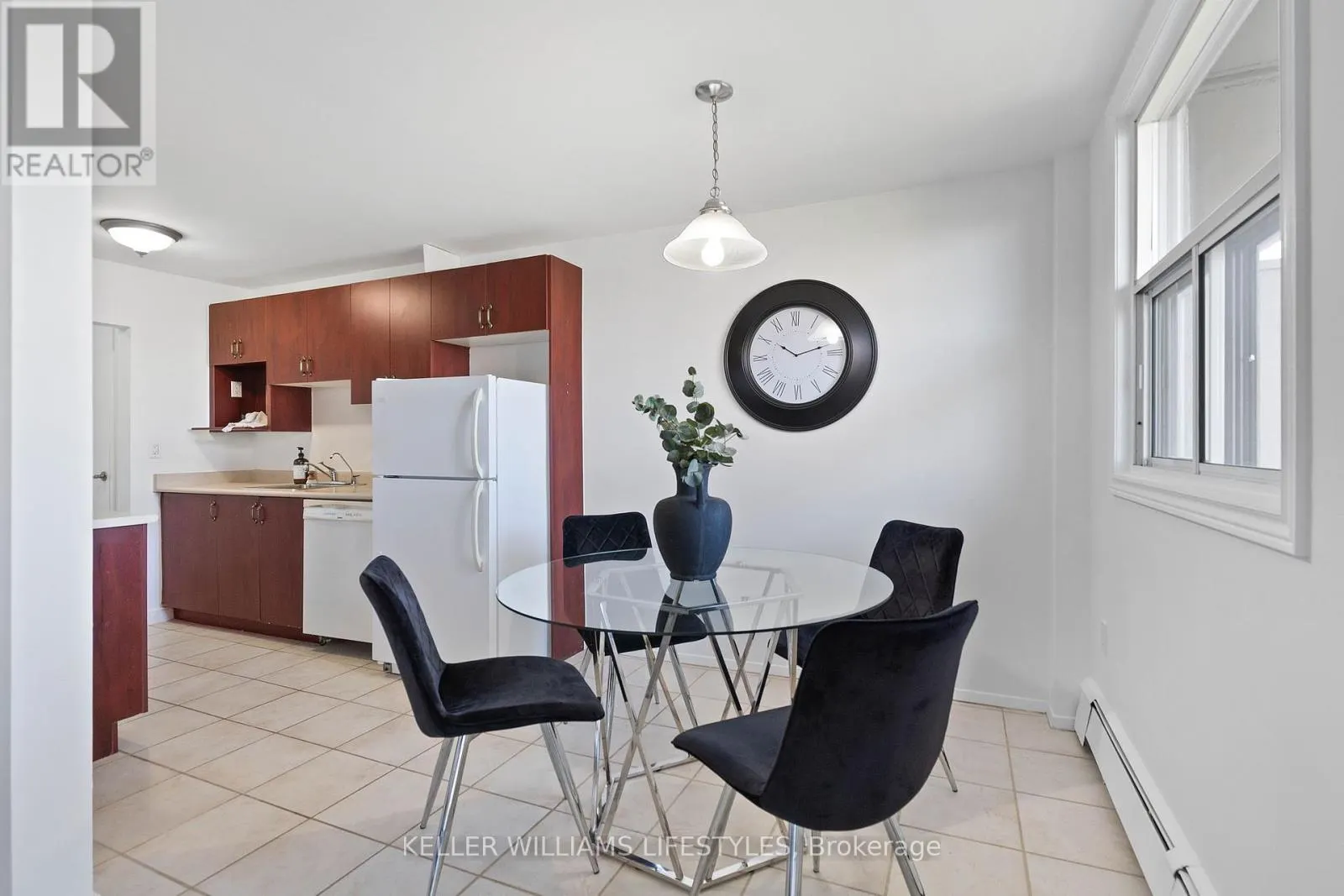 511 - 931 WONDERLAND ROAD S, #511