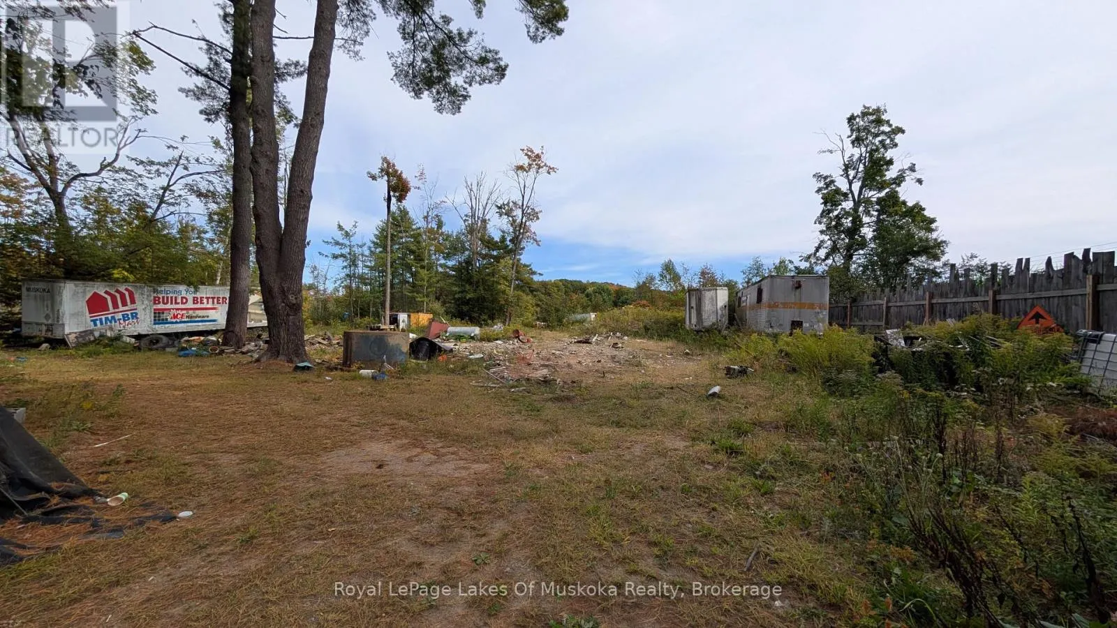 1004 WEST BLACK LAKE ROAD