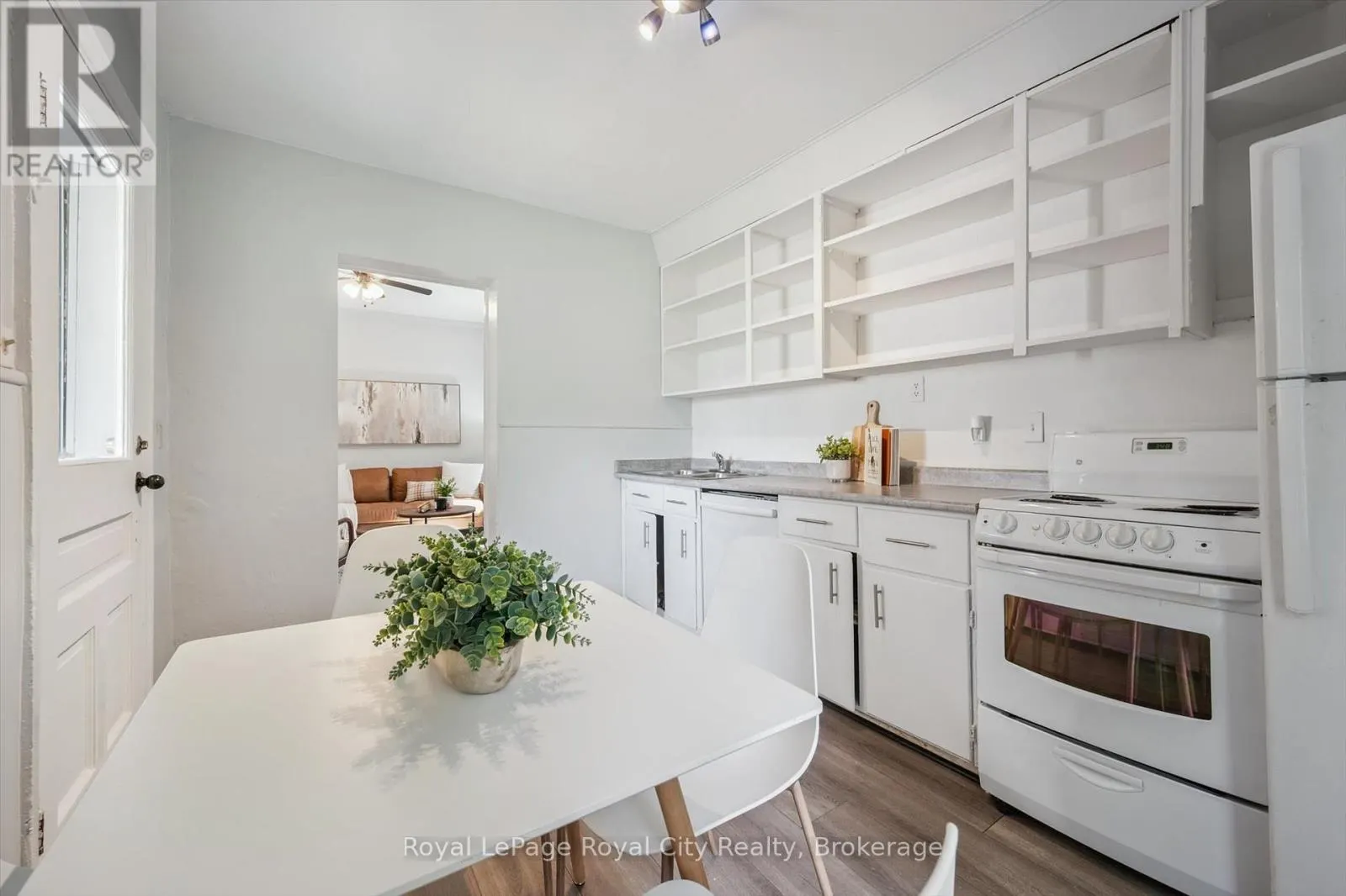 178 YORK ROAD