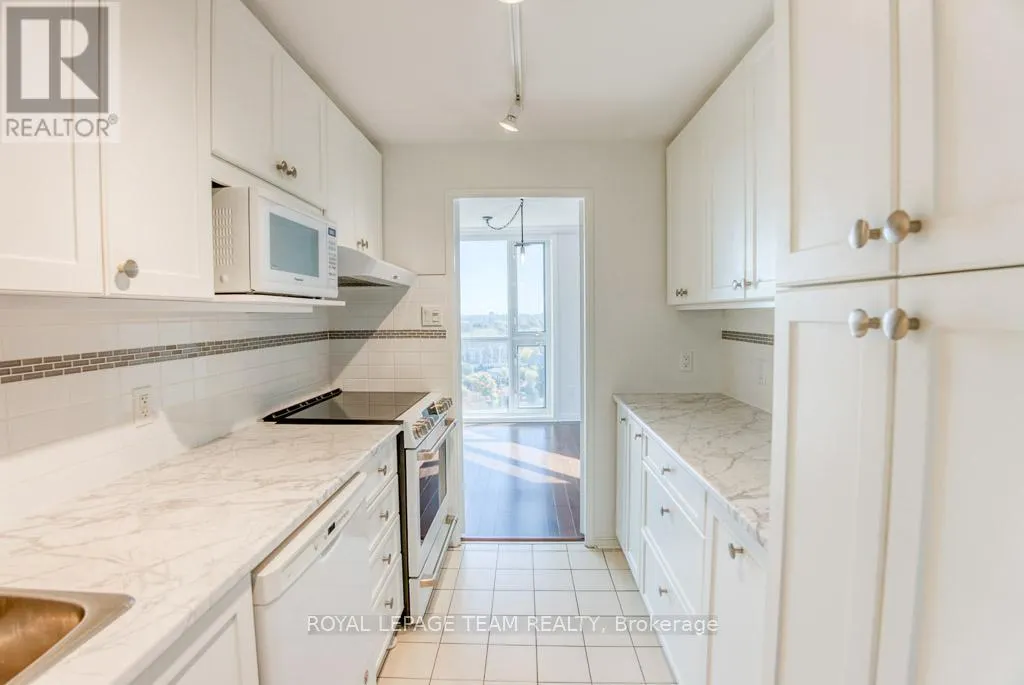 2201 - 1025 RICHMOND ROAD