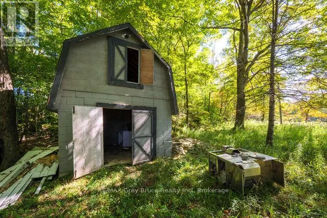 290 CLARKE'S ROAD
