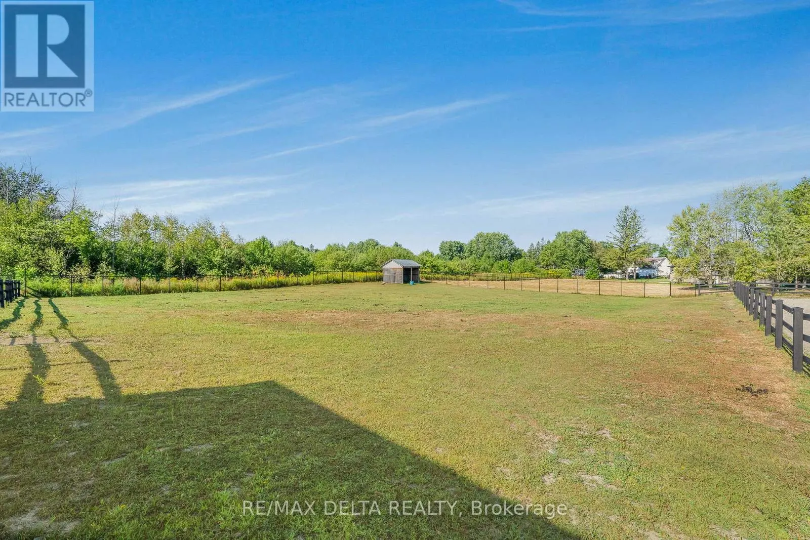 439 FRONT ROAD W