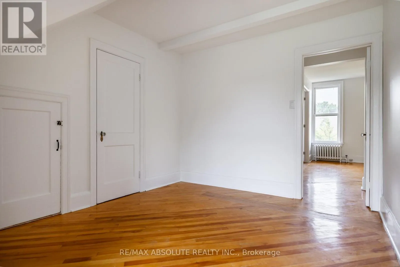 3 - 258 DALY AVENUE