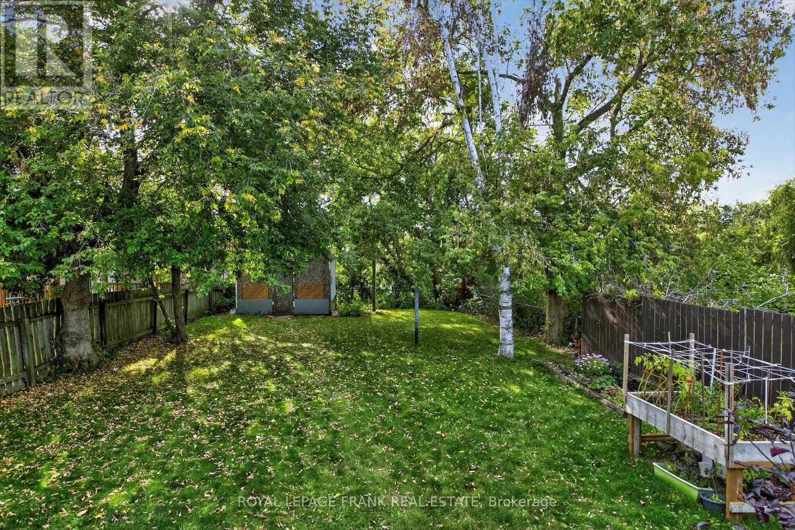 393 SOUTHPARK DRIVE