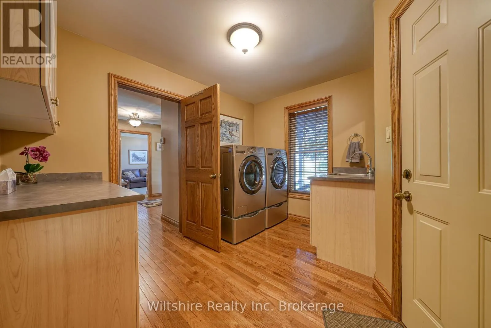 5 WHISPERING PINE LANE