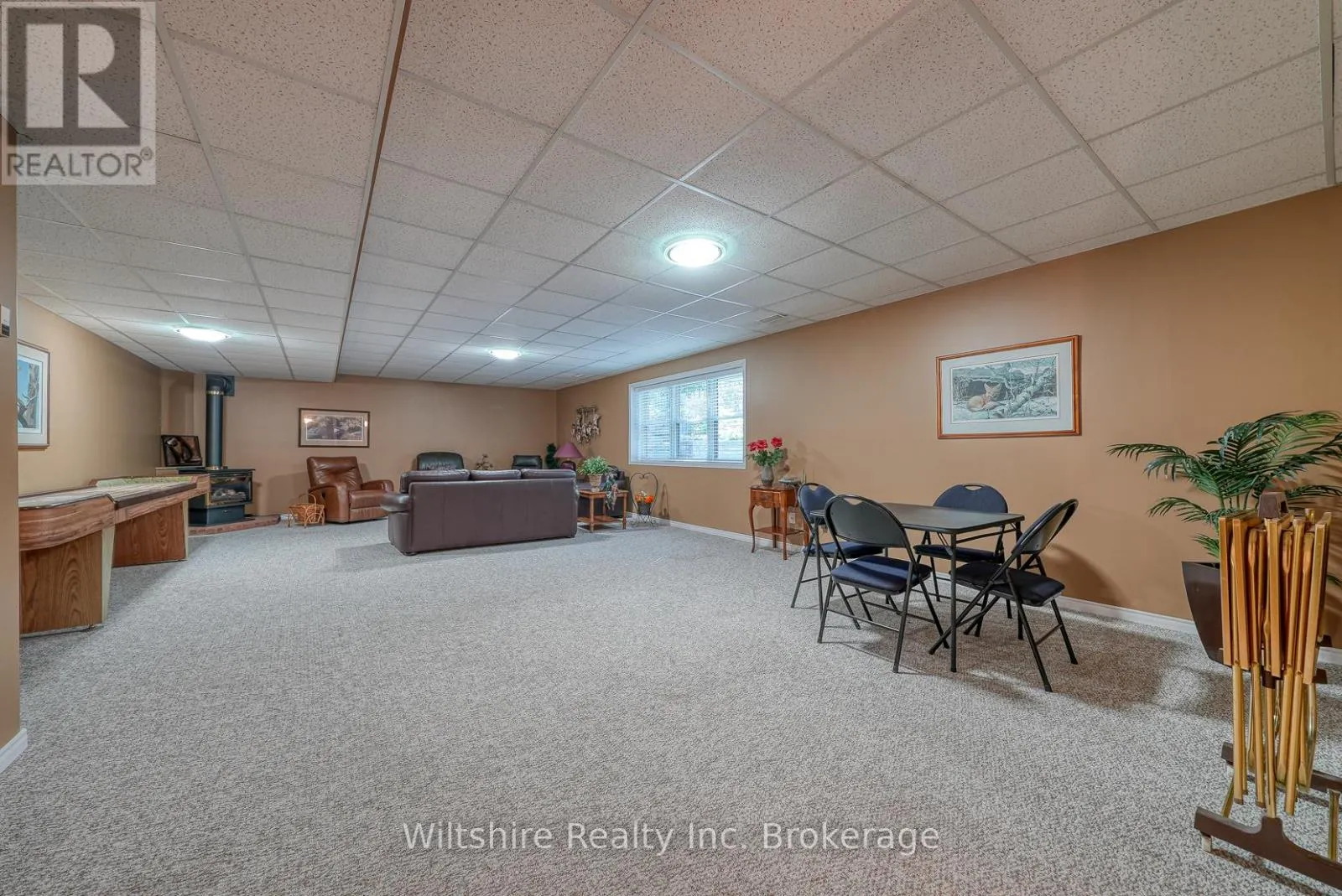 5 WHISPERING PINE LANE