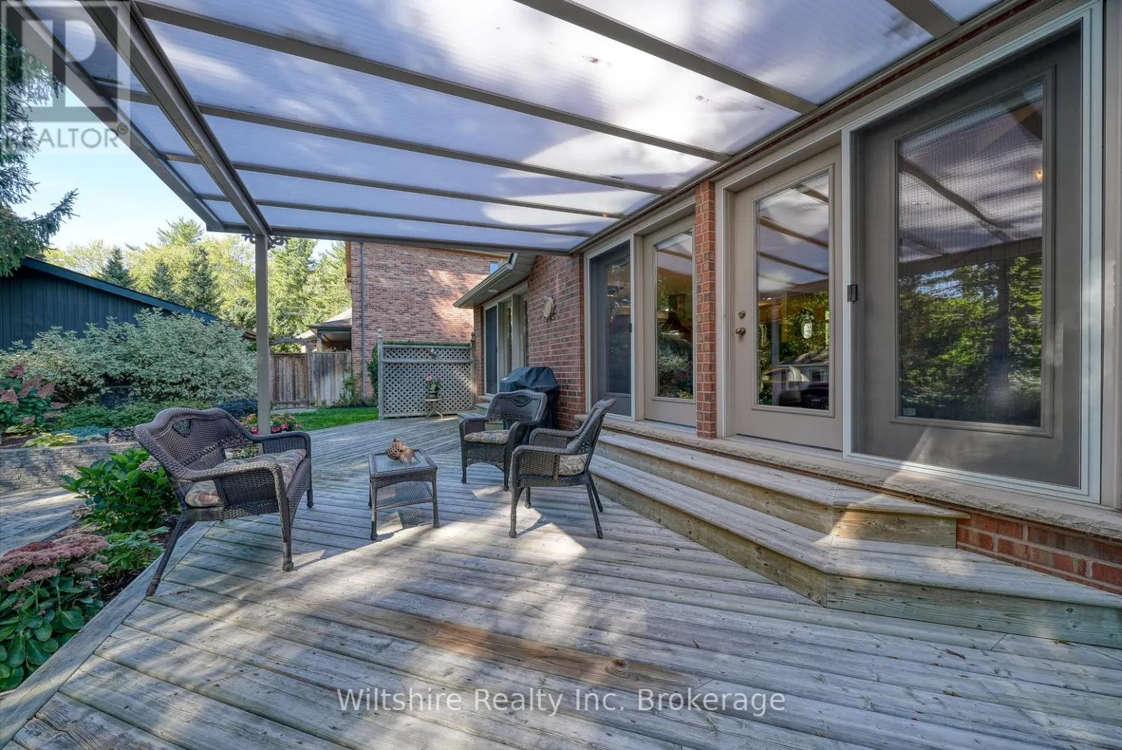 5 WHISPERING PINE LANE