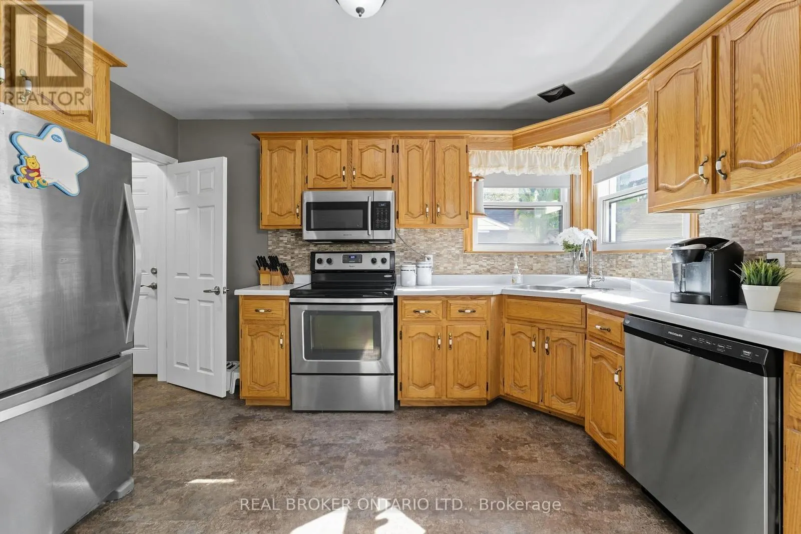 36 GIBSON DRIVE