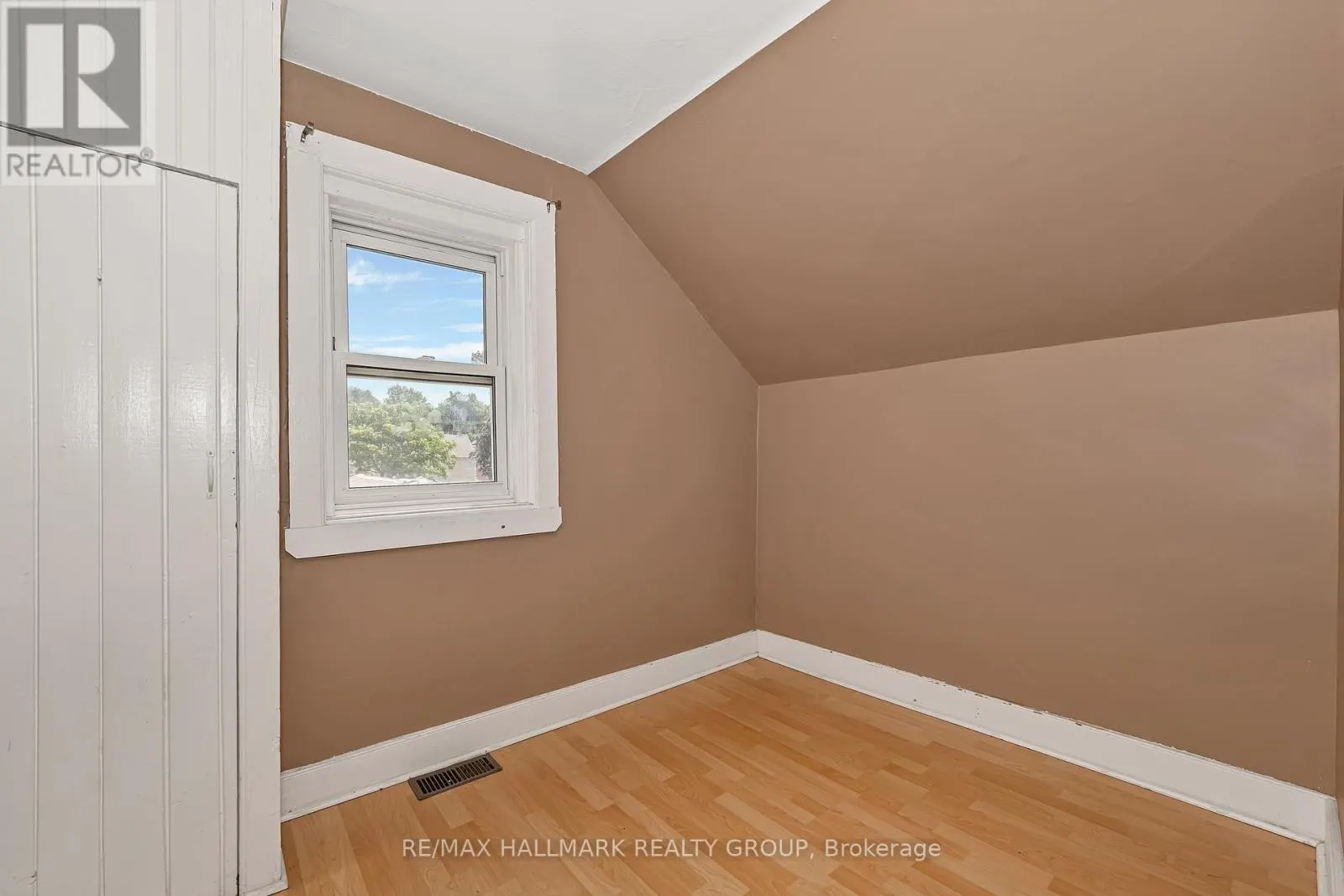 243 HARRIET STREET