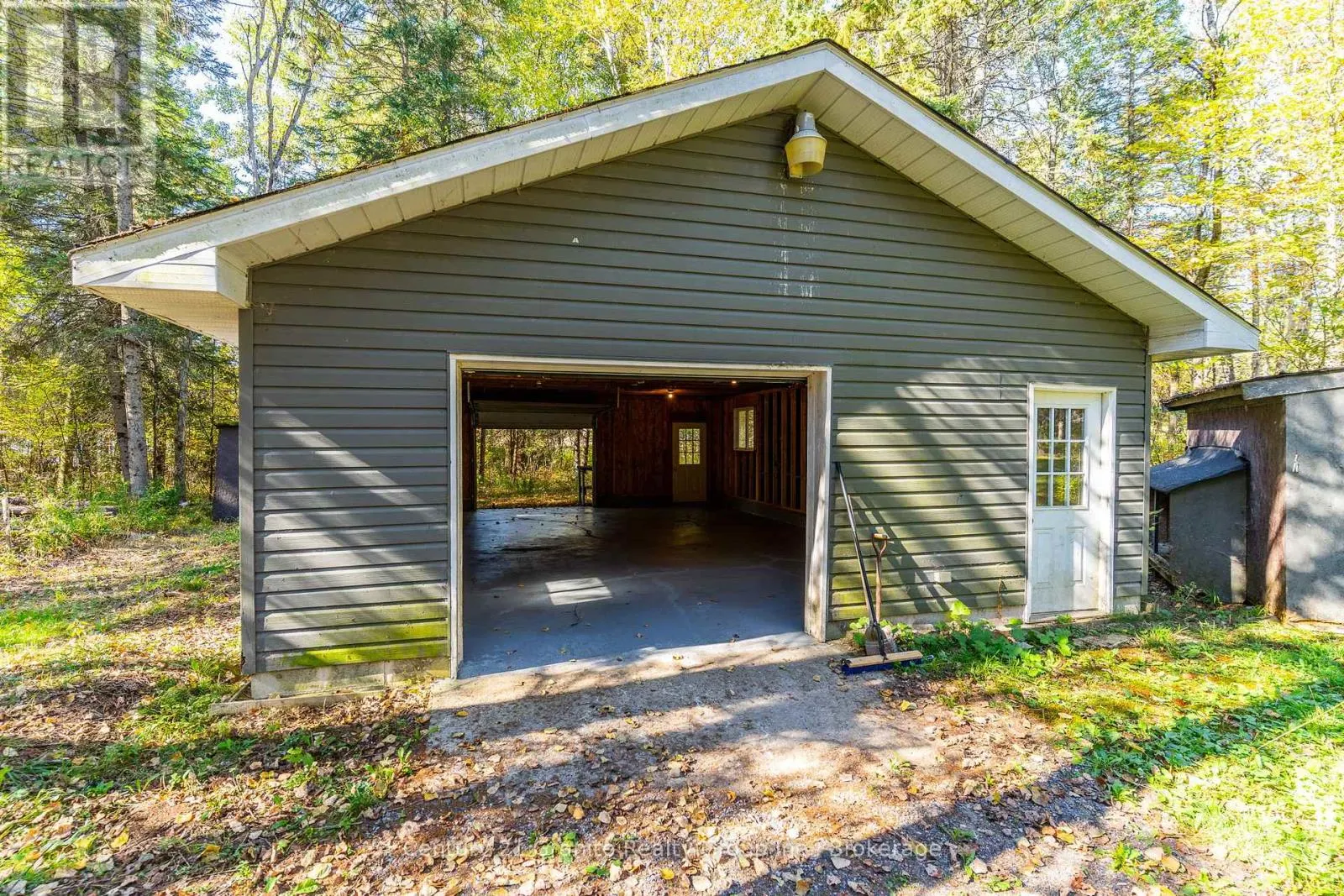 4739 GELERT ROAD