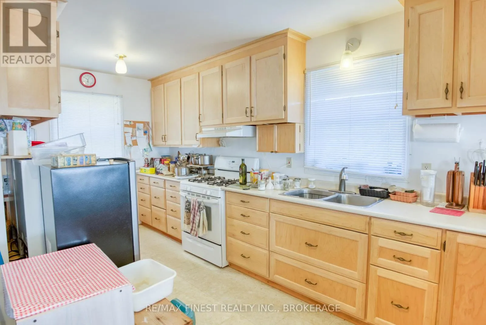 1652 BAKER VALLEY ROAD