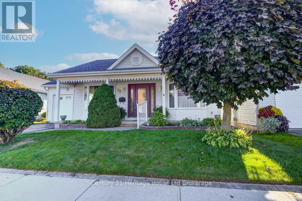 58 WILKINS CRESCENT
