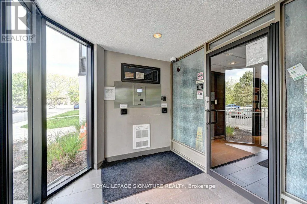 1214 - 35 GREEN VALLEY DRIVE