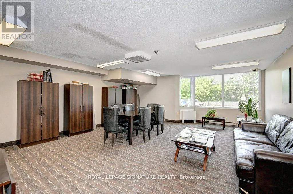 1214 - 35 GREEN VALLEY DRIVE