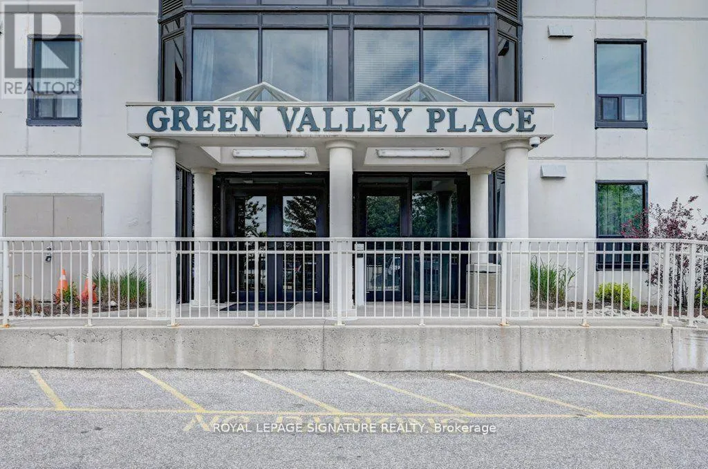 1214 - 35 GREEN VALLEY DRIVE