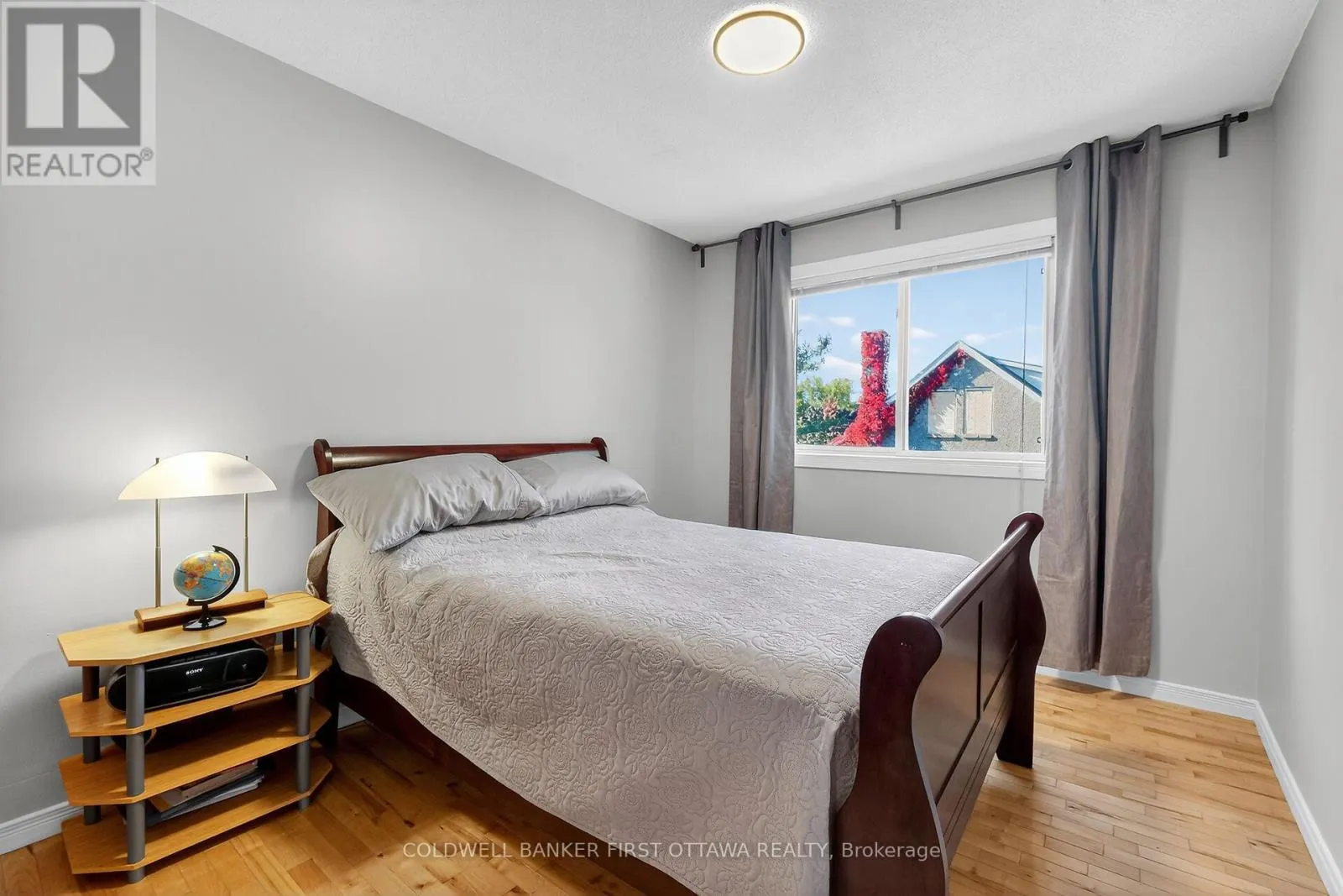 6 PENNINGTON LANE