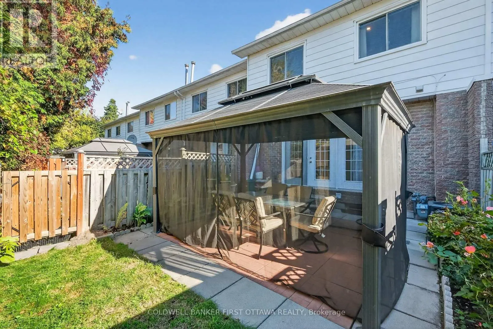 6 PENNINGTON LANE