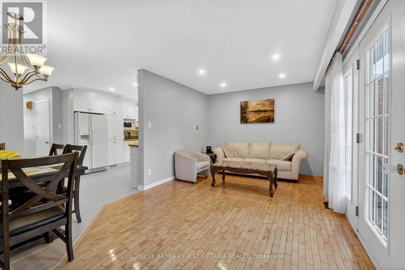 6 PENNINGTON LANE