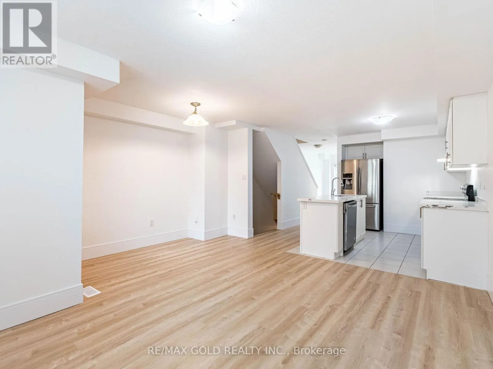 436 LINDEN DRIVE