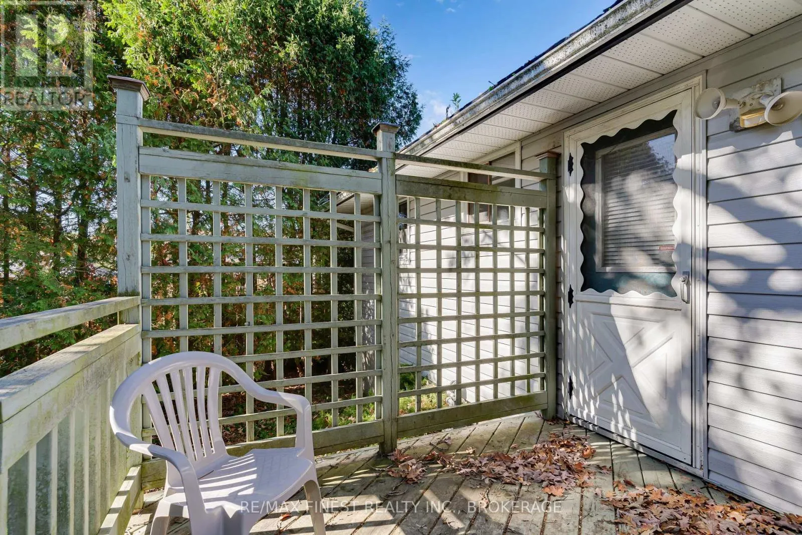 704 AYLMER CRESCENT