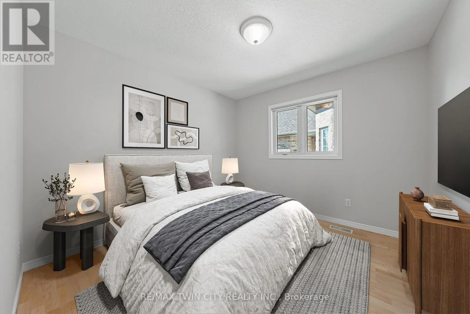 432 SANDBANKS CRESCENT