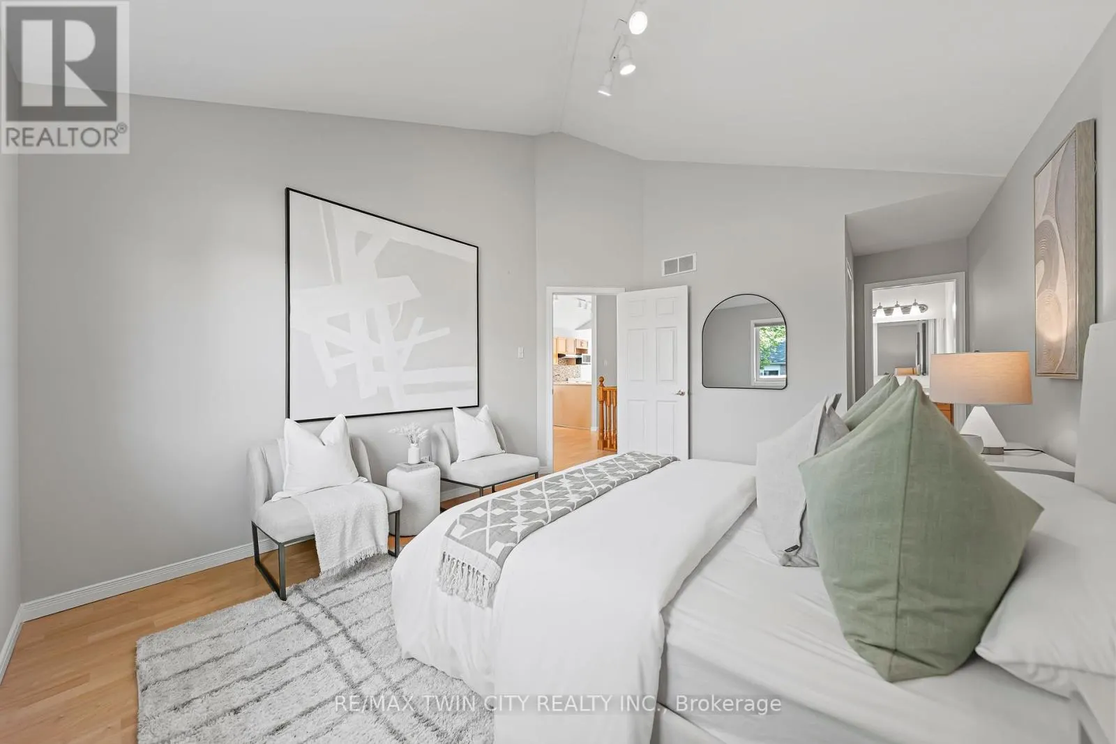 432 SANDBANKS CRESCENT