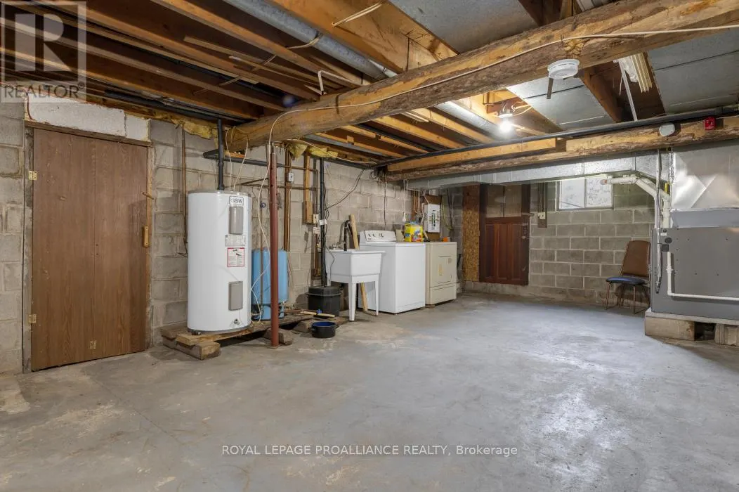 151 ADDINGTON RD 7