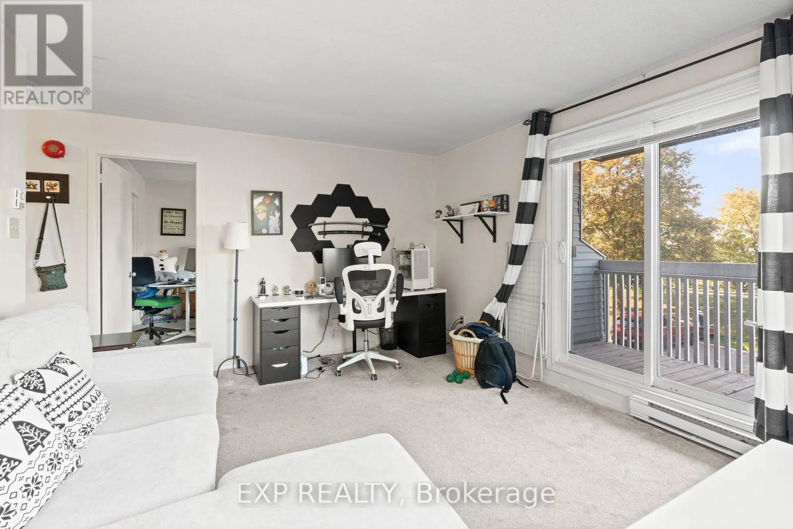 209 - 214 VIEWMOUNT DRIVE