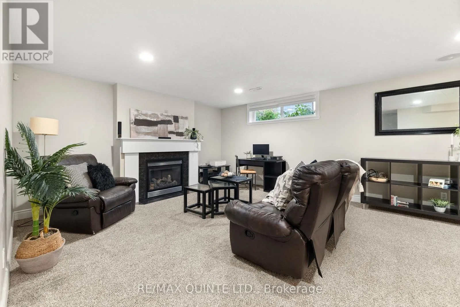 28 PINE MARSH LANE