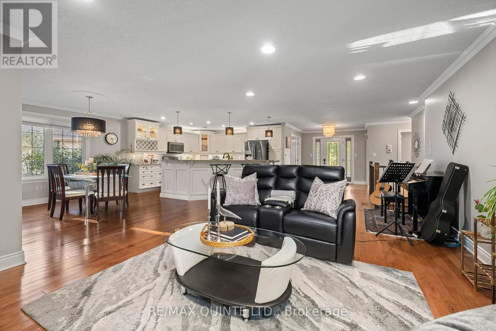 28 PINE MARSH LANE