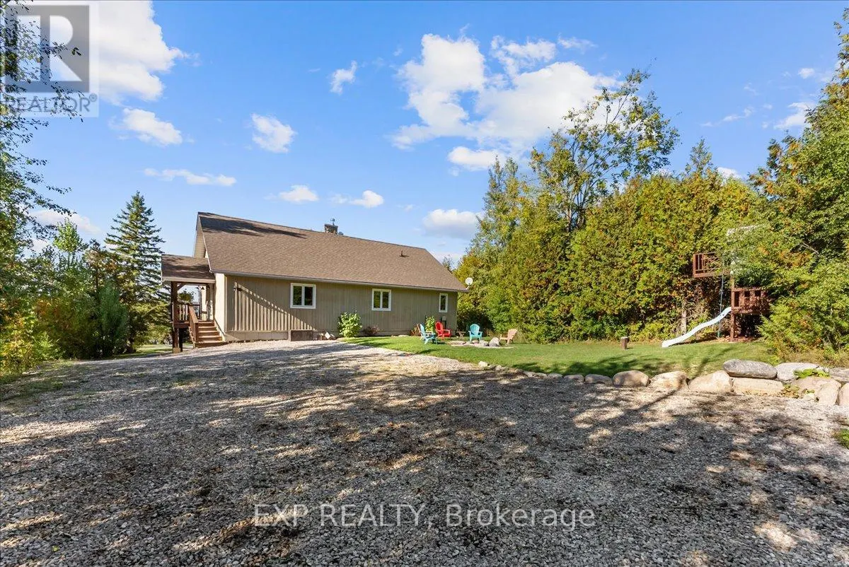 857 CEDAR GLEN ROAD