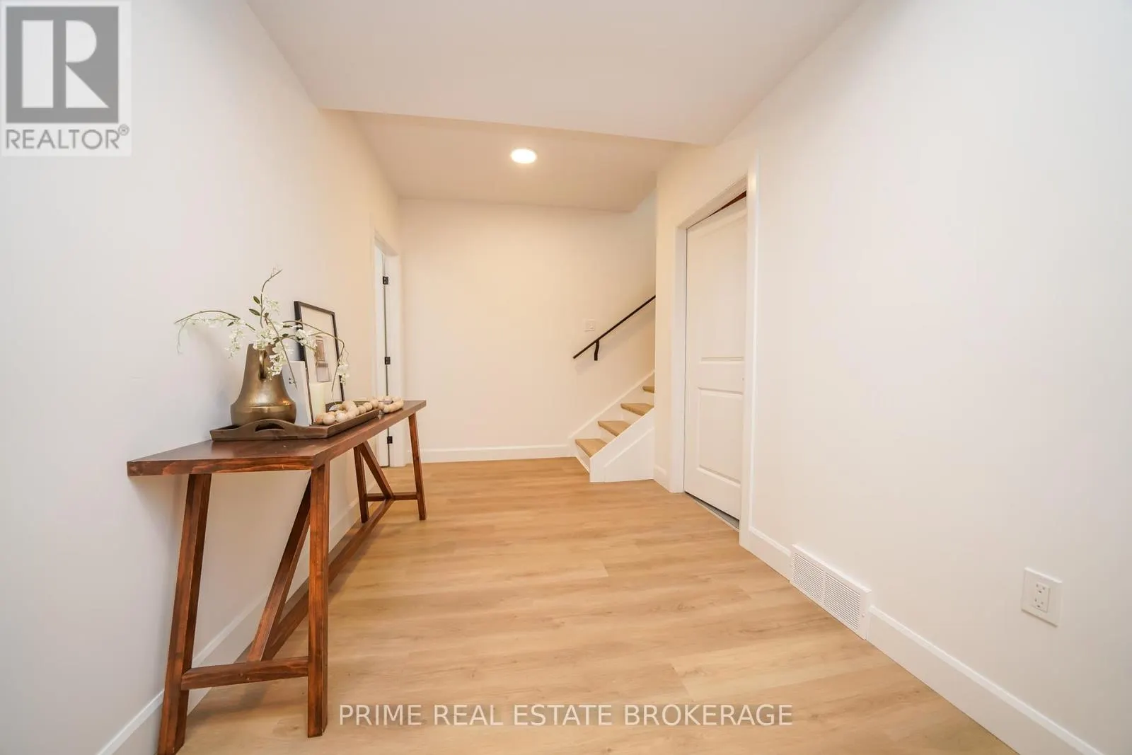55 - 2 COASTAL CRESCENT, #55