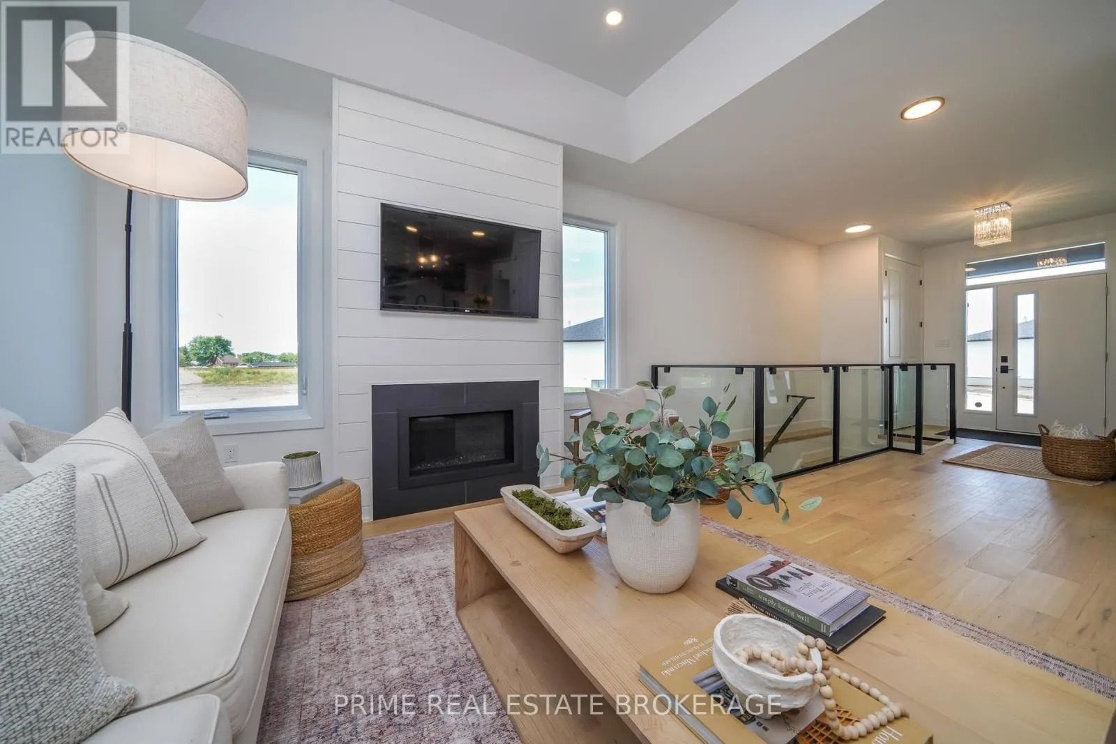 55 - 2 COASTAL CRESCENT, #55