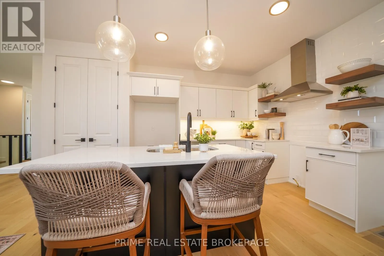 55 - 2 COASTAL CRESCENT, #55