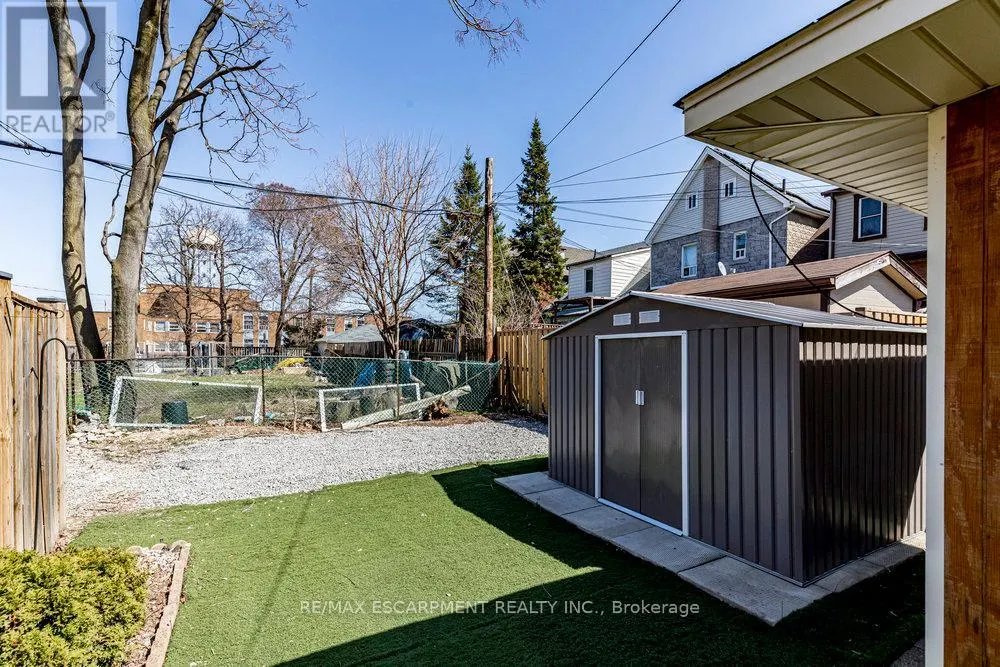 67 BEECHWOOD AVENUE