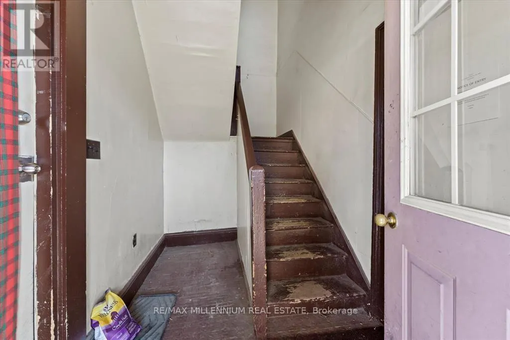 124-130 ELM AVENUE