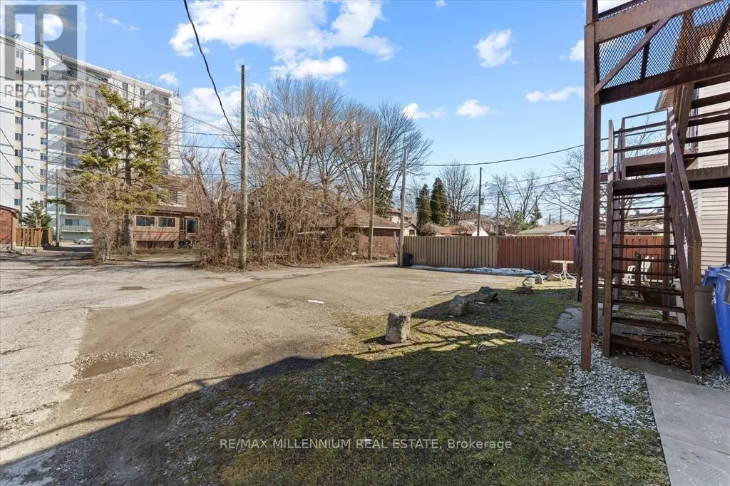 124-130 ELM AVENUE