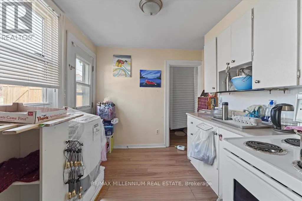124-130 ELM AVENUE