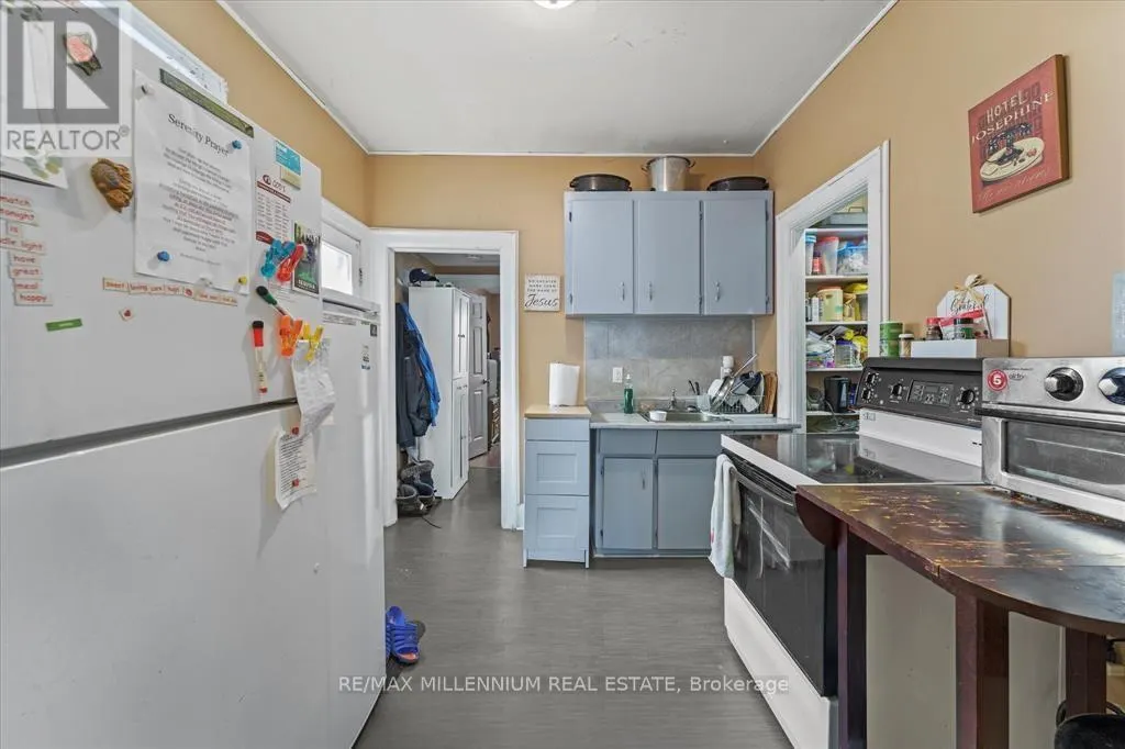 124-130 ELM AVENUE