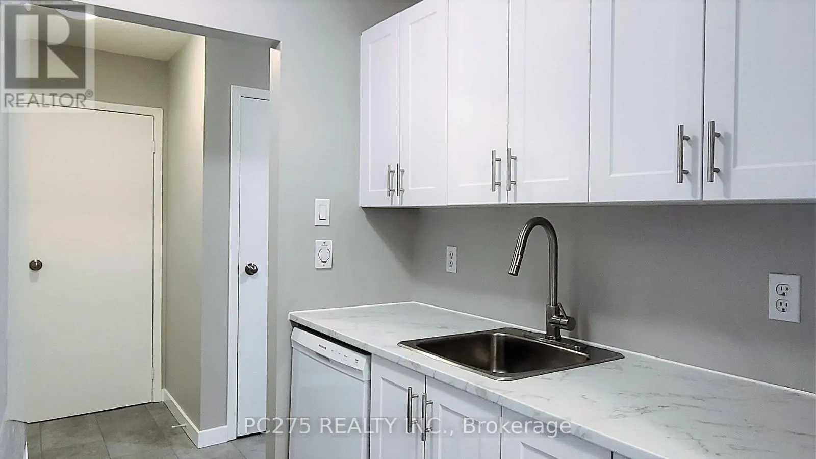 51 - 136 CONWAY DRIVE, #51