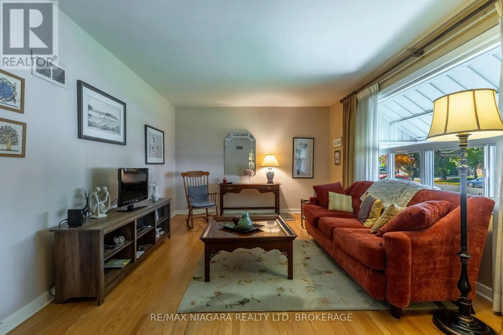 68 CONNAUGHT AVENUE