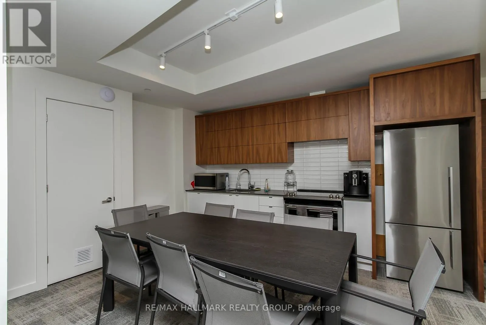 409 - 135 BARRETTE STREET