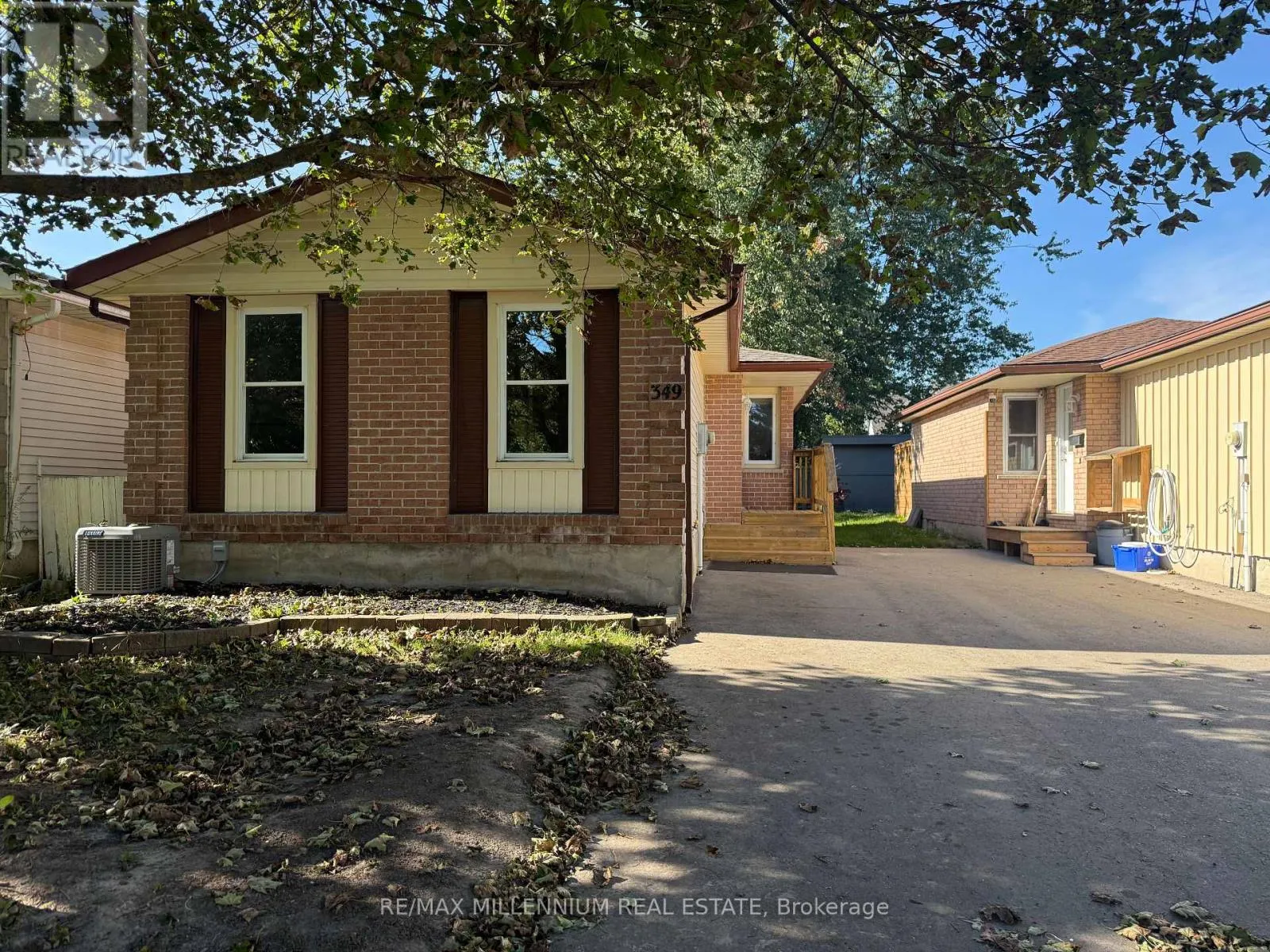 349 STRATHALLAN STREET