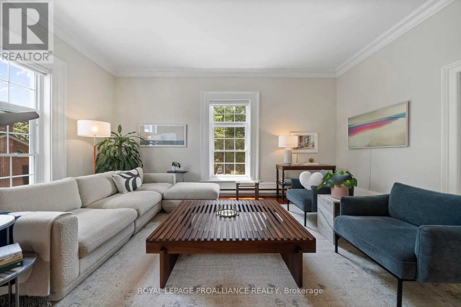 3 - 99 BRIDGE STREET E, #3