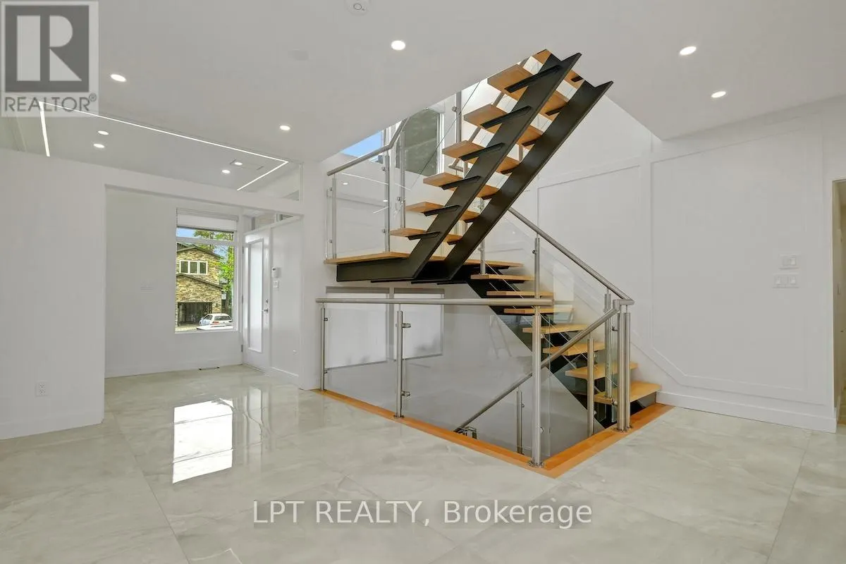 298 CRESTVIEW ROAD