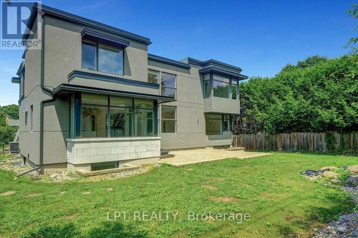 298 CRESTVIEW ROAD