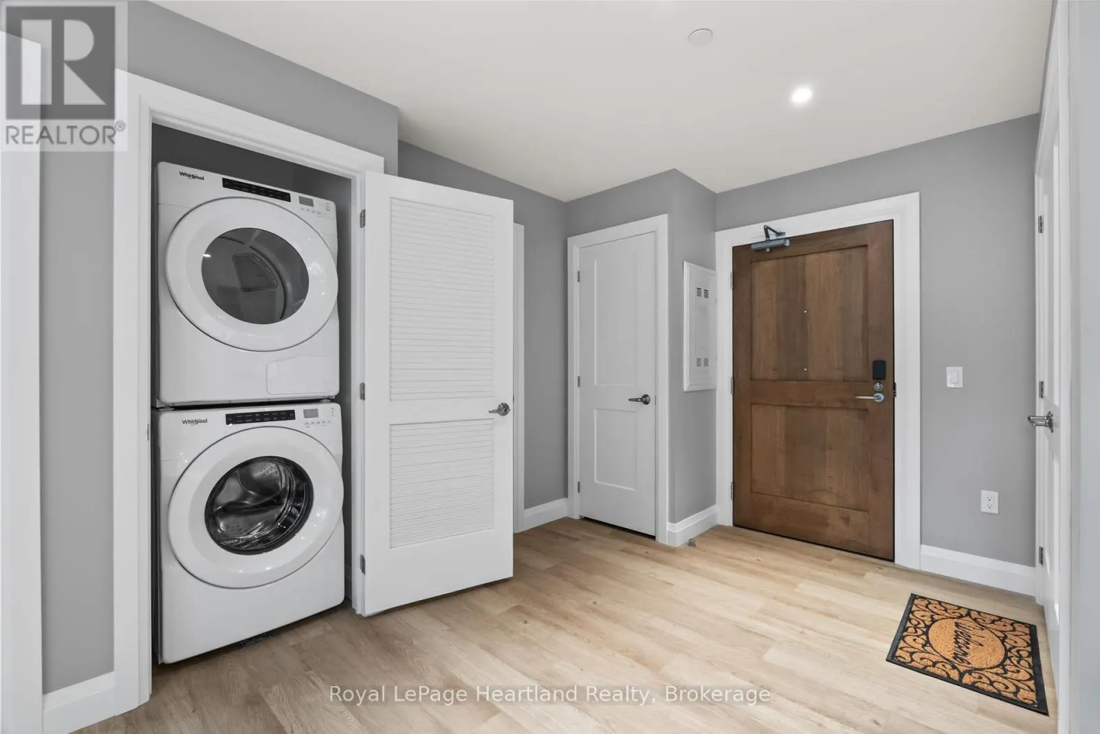 406 - 187 VICTORIA STREET W, #406