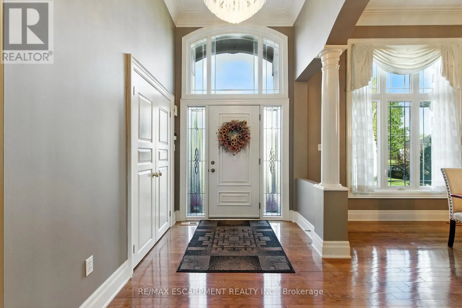 320 FIDDLER'S GREEN ROAD